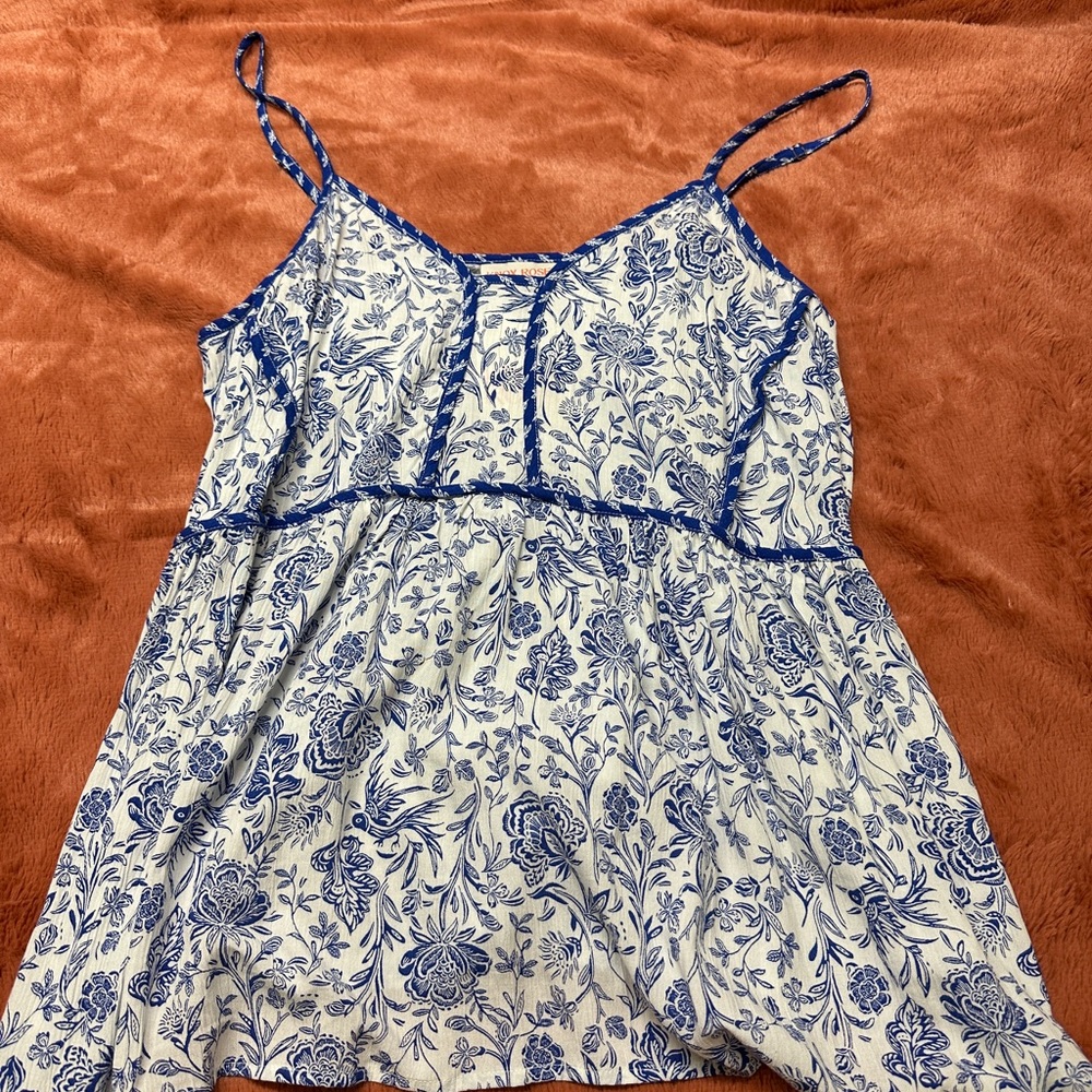 Blue & White tank; blue lining; flower pattern